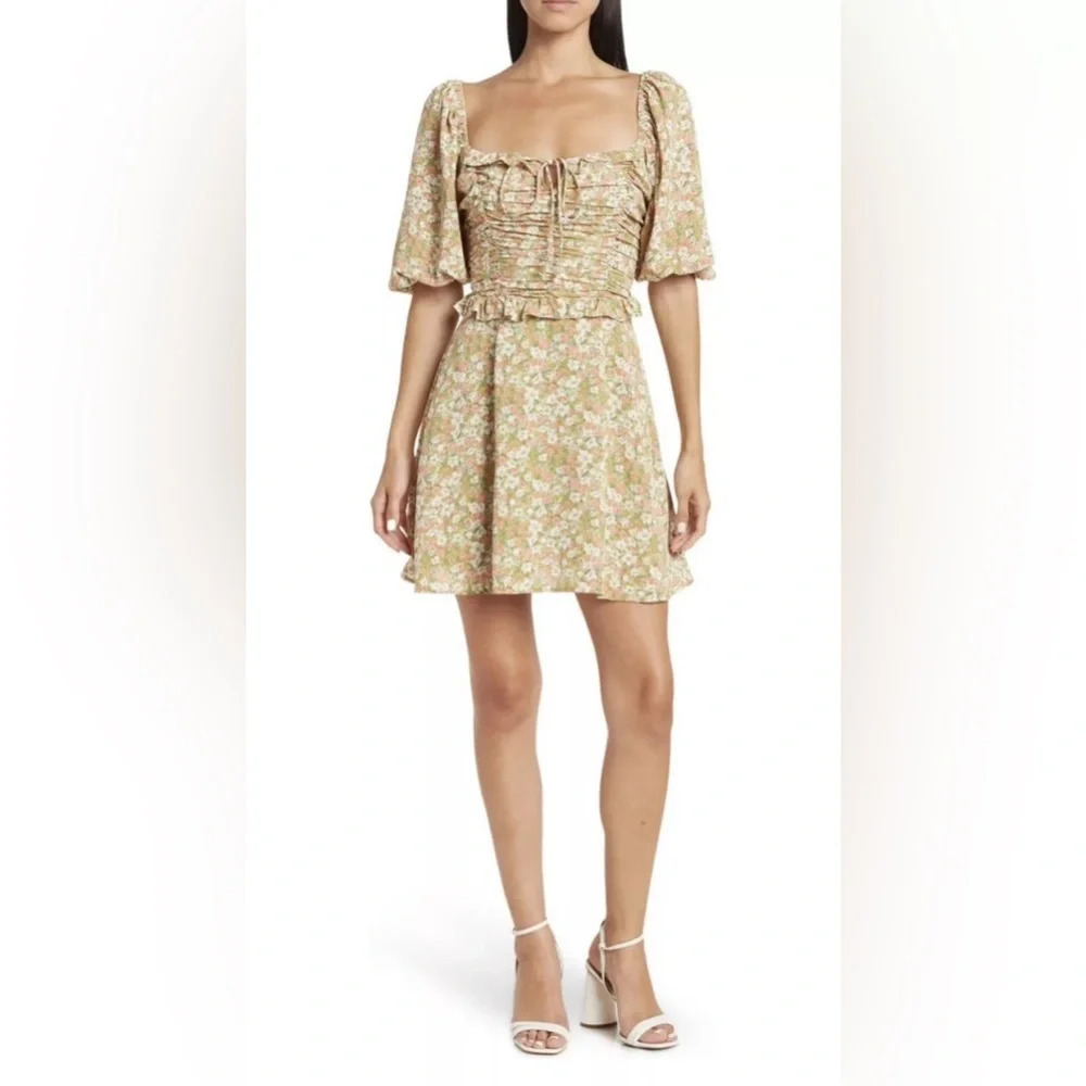Lush Open Back Tie Ruched Mini Green Floral Short puffy sleeve Dress Siz… - Picture 2 of 12